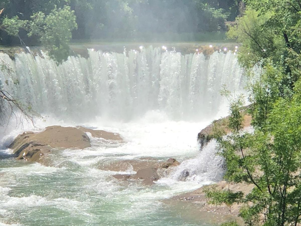 Вилла Retour Aux Sources Sauve Экстерьер фото