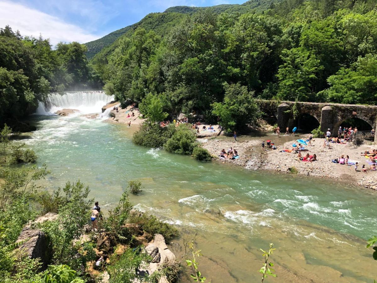 Вилла Retour Aux Sources Sauve Экстерьер фото